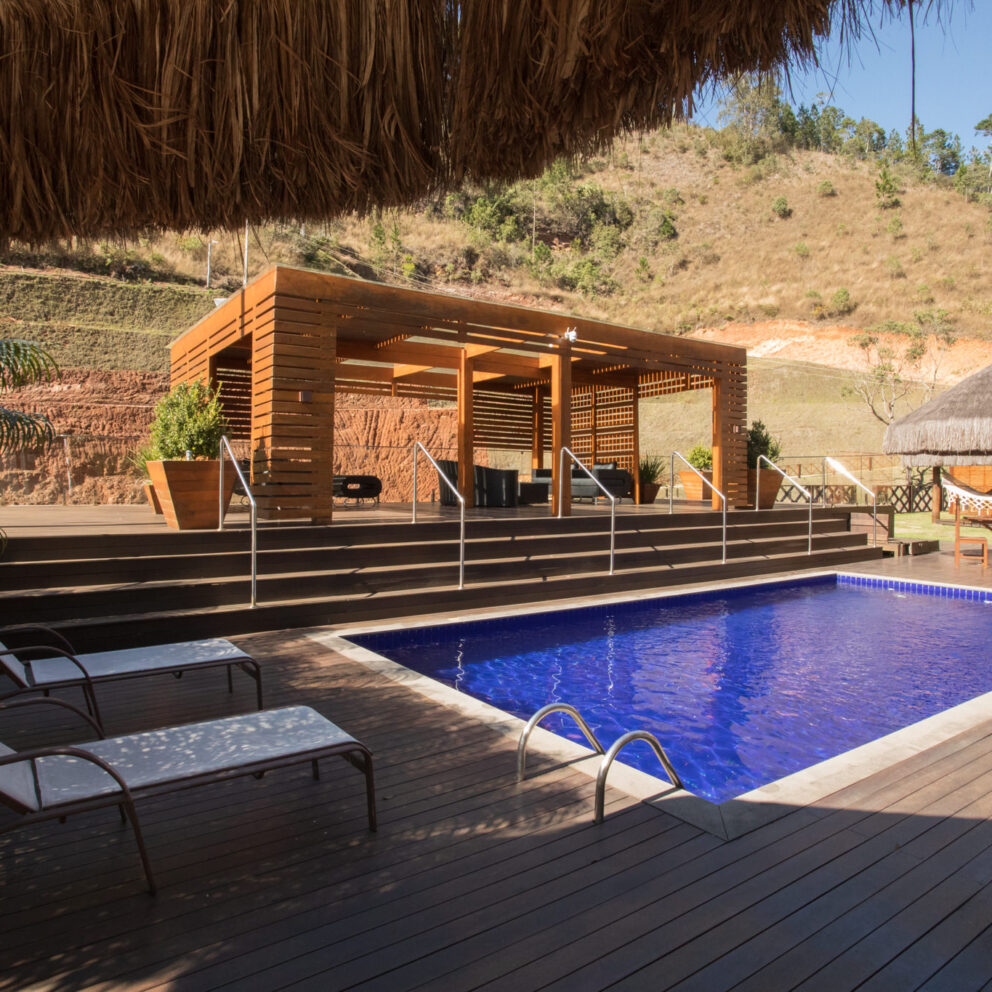 Casa com piscina em Marechal Floriano